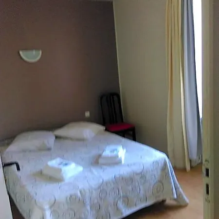 Hotel Le Clos Fleuri 2*