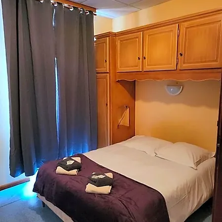 Le Clos Fleuri Hotel 2*
